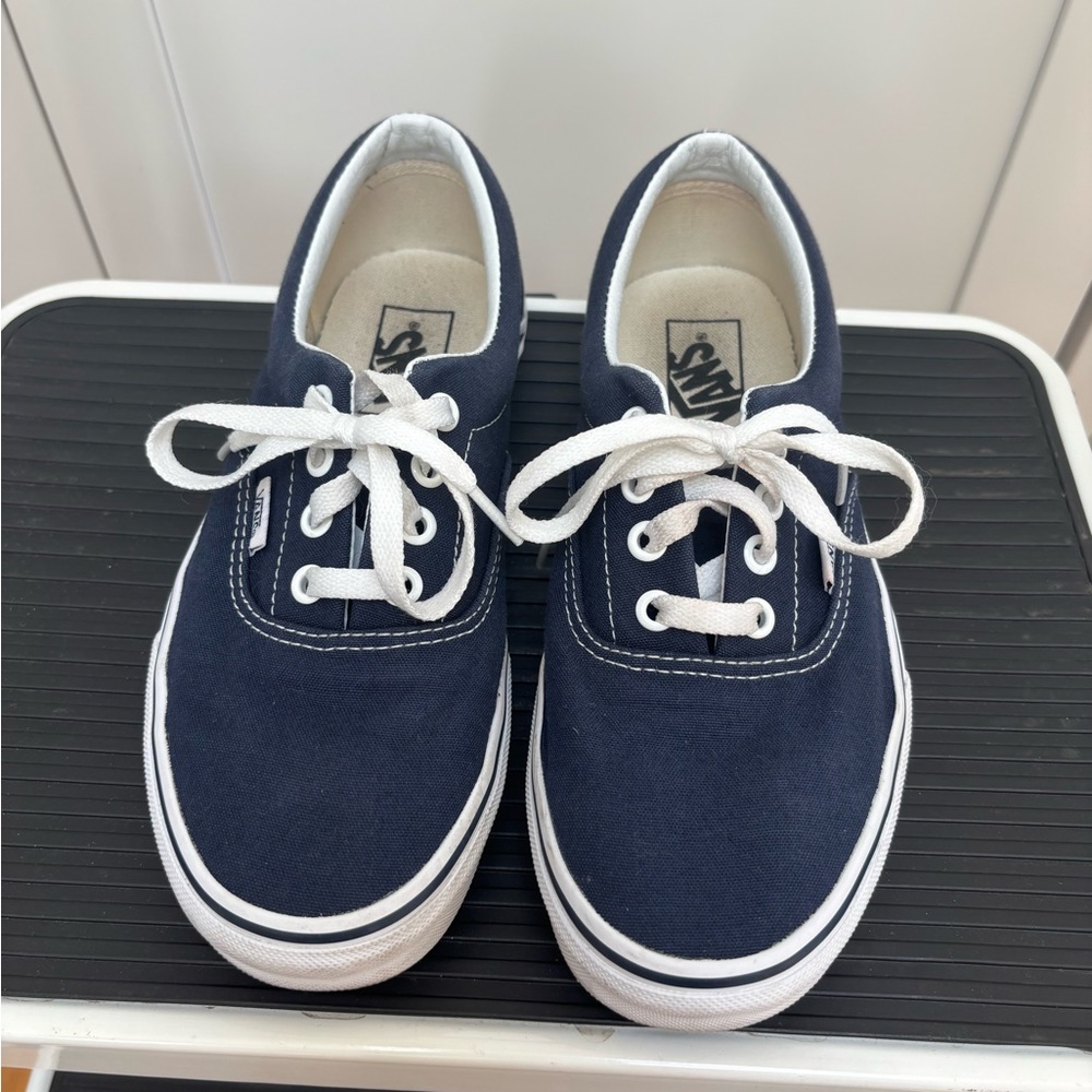 Vans Off The Wall Navy Blue Canvas Sneakers size 5.5 US Mens